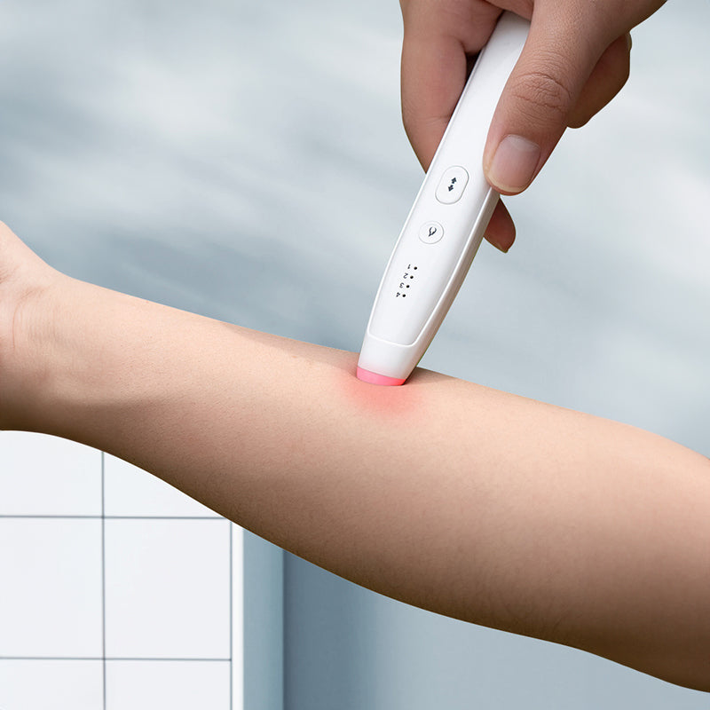 HexoBite Itch Relief Pen for Mosquito Bites – Rechargeable, Chemical-Free for All Ages